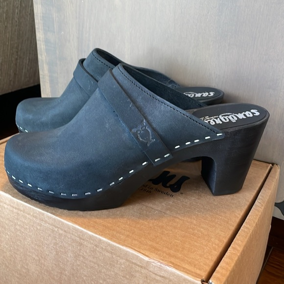 Sandgrens Handmade Wooden Clog, size 38 EU - BRAND NEW, NEVER WORN - Picture 3 of 5